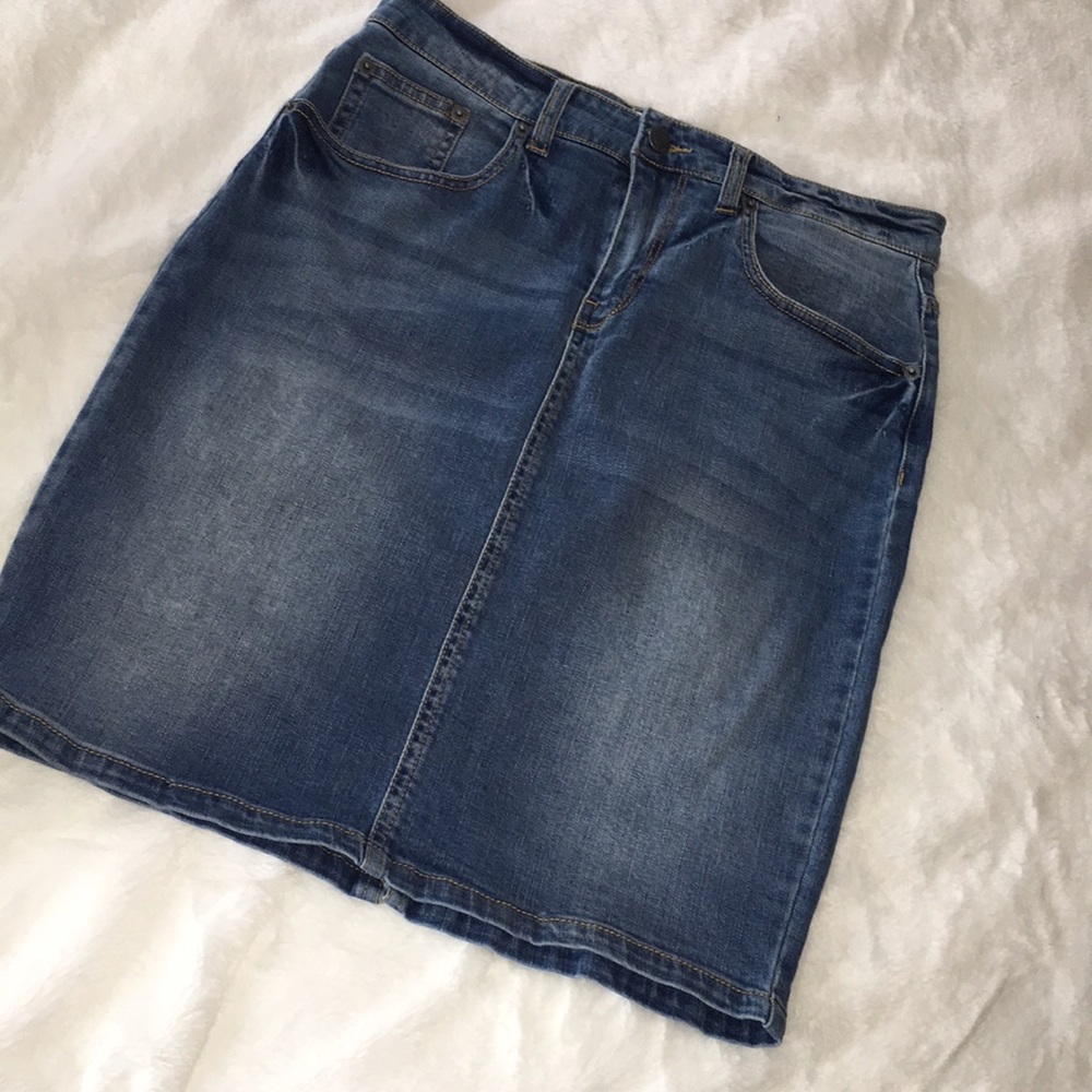 Kenneth Cole Reaction Jean Skirt